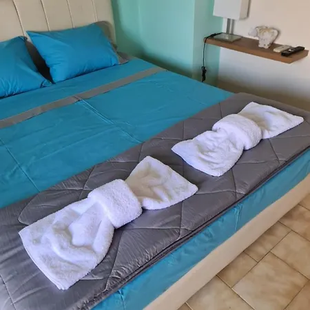 Seaside In Xilokastro - Thalassa Blue By Kottas *