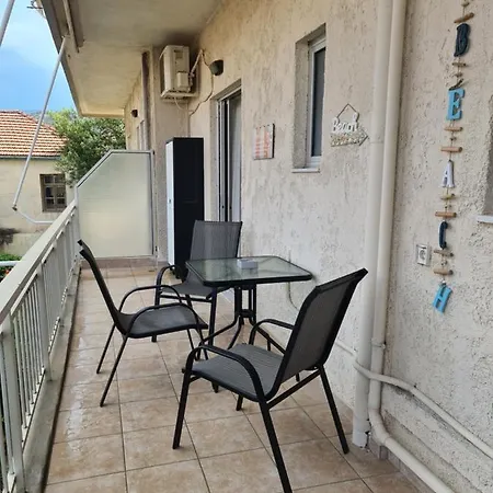 Seaside In Xilokastro - Thalassa Blue By Kottas * Xylokastro