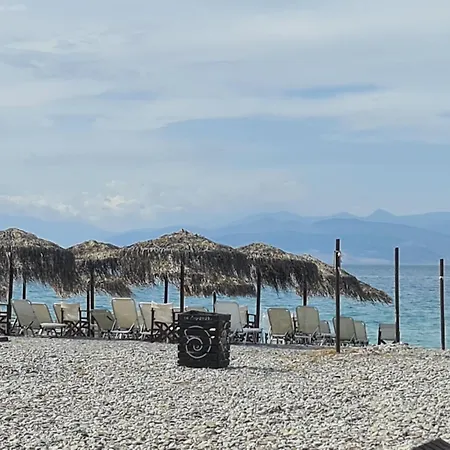 公寓 Seaside In Xilokastro - Thalassa Blue By Kottas