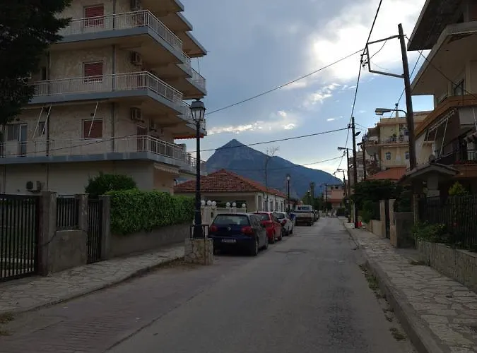 Seaside In Xilokastro - Thalassa Blue By Kottas *