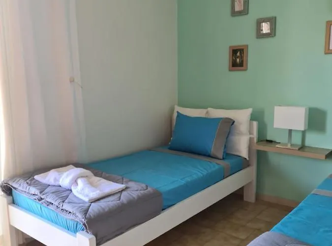 Seaside In Xilokastro - Thalassa Blue By Kottas Ксилокастро