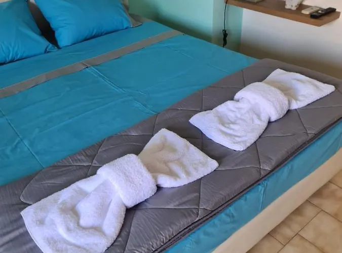 Seaside In Xilokastro - Thalassa Blue By Kottas *