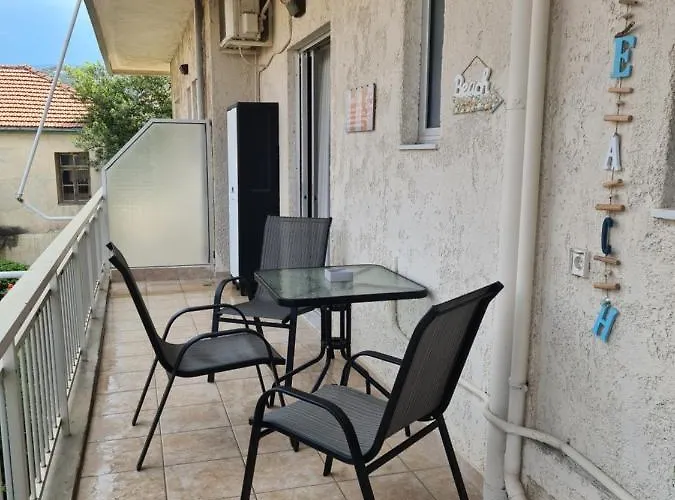 Seaside In Xilokastro - Thalassa Blue By Kottas * Ксилокастро