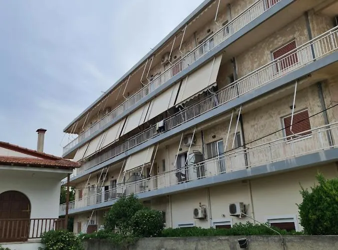 Seaside In Xilokastro - Thalassa Blue By Kottas * Xylokastro